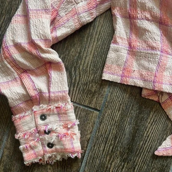 We The Free Pink Free People Plaid Wrap‎ Shirt L - Picture 4 of 6